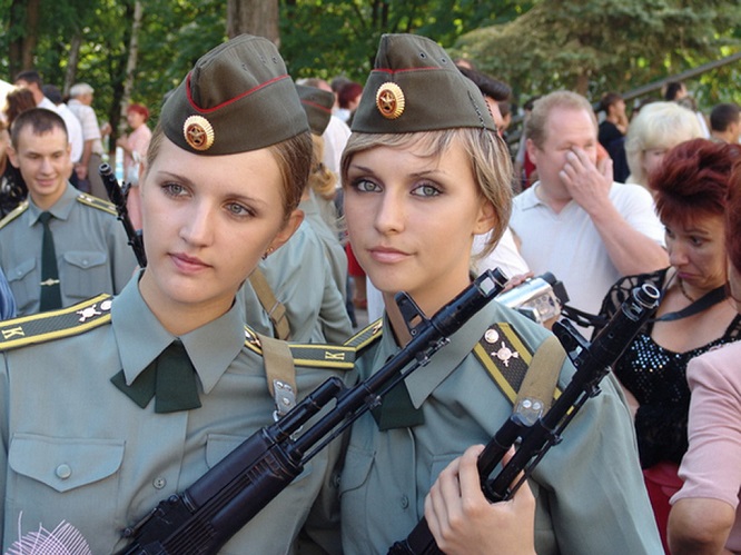 russian_female_soldiers