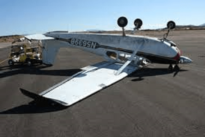 cessna-upside-down